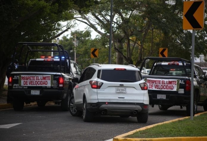 Una cabeza humana fue encontrada en la entrada de la zona hotelera de Cancún; se cree que corresponde un cuerpo hallado en la 100