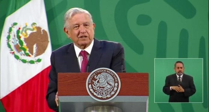 AMLO aseguró este día que el único gobernador que le consta no intervino en las elecciones pasadas fue Carlos Joaquín González
