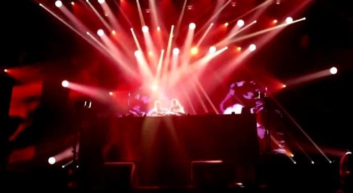 Las autoridades de Holanda organizaron una fiesta con música electrónica; controlaron el acceso; buscan cómo volver a hacer eventos masivos