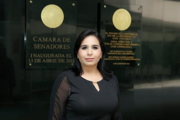 Hoy 8 de marzo, la senadora Mayuli Martínez Simón hizo un llamado al Ejecutivo federal a incorporar en la agenda el combate al feminicidio.