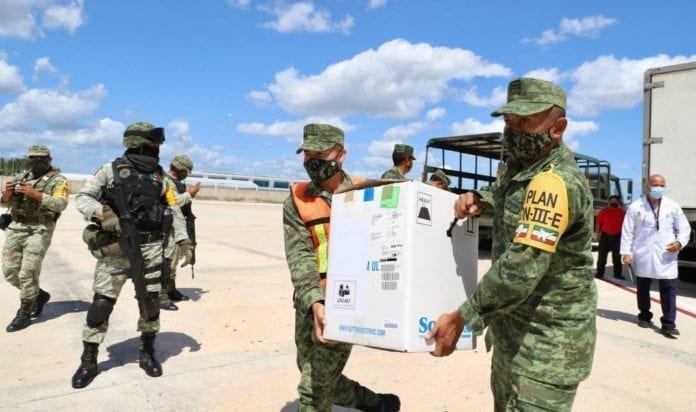 La edil Laura Beristain confirma que desde mañana inicia la vacunación de adultos mayores en Playa del Carmen; ve los detalles.