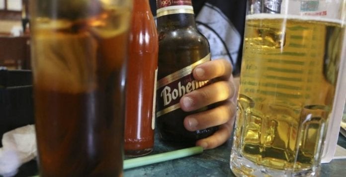 Han revelado el modus operandi de unos sujetos que drogan mujeres en la Cdmx para así abusar de ellas y hasta robarles sus pertenencias