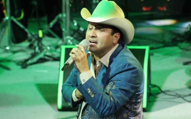 Recuperan camioneta robada de Julión Álvarez en Tabasco