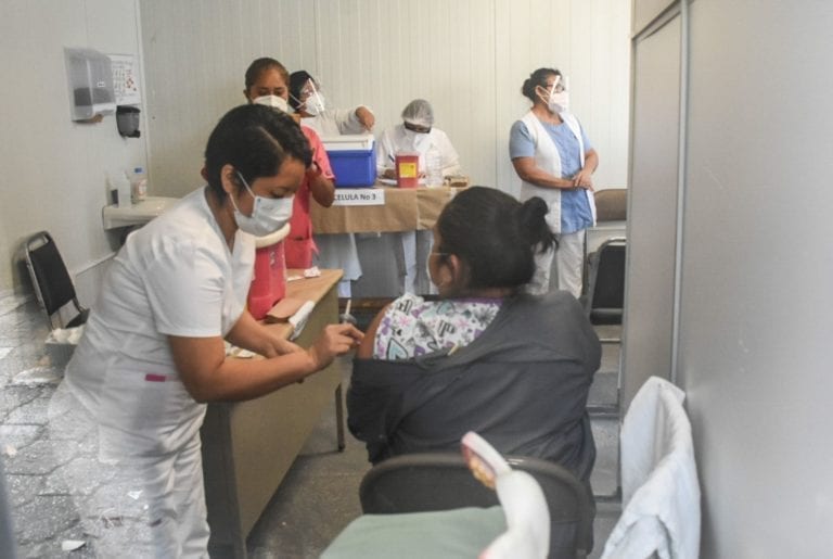 Continúan a la baja casos y muertes por Covid-19 en Quintana Roo; 1 muerto y 39 positivos en un día