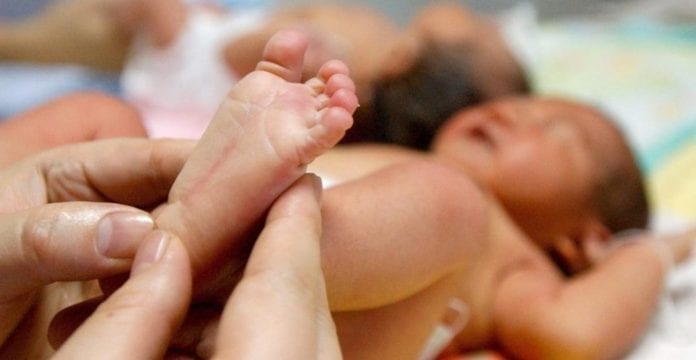 Una nueva variante del Covid-19 ha sido detectada en Suecia; esta vez llama la atención porque fue hallada en un recién nacido