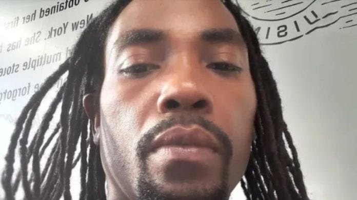 Hombre muere enterrado vivo mientras sepultaba un cuerpo