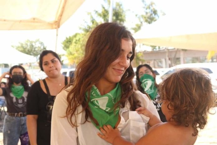 Congreso de Quintana Roo y Red Feminista llegan a acuerdo