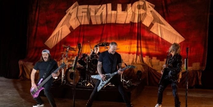 Un candidato del Partido Verde prometió que en caso de ganar va a organizar un concierto gratuito de Metallica; su propuesta se viralizó
