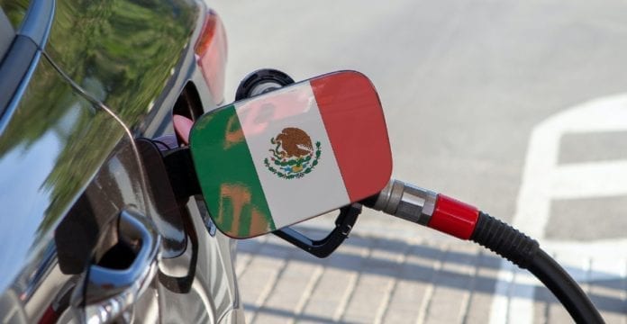 Gasolina regular o “verde” rompe los 22 pesos por litro; CDMX donde es más cara