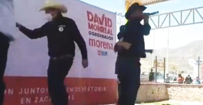 Un candidato a diputado insulta a mujeres durante un mitin; colectivos feministas lo han criticado y le exigen que al menos se disculpe