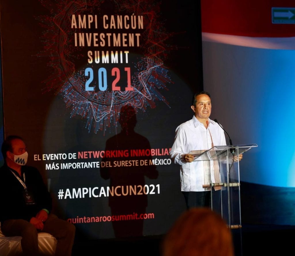 Fue inaugurado el “AMPI Cancún Investment Summit 2021” en Cancún, con la presencia del goberndor Carlos Joaquín González, quien expresó que Quintana Roo ya registra avances y resultados en el mejoramiento económico y también reiteró que se necesita mantener el cuidado de la salud, los protocolos y las medidas sanitarias.