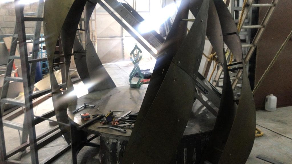 Dos llamas, escultura de Miguel Peraza que llegará a CDMX por los 100 años del Club Rotario 4