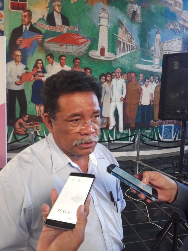 Arremete Hernán Villatoro contra Patricia Casados, delegada del PT