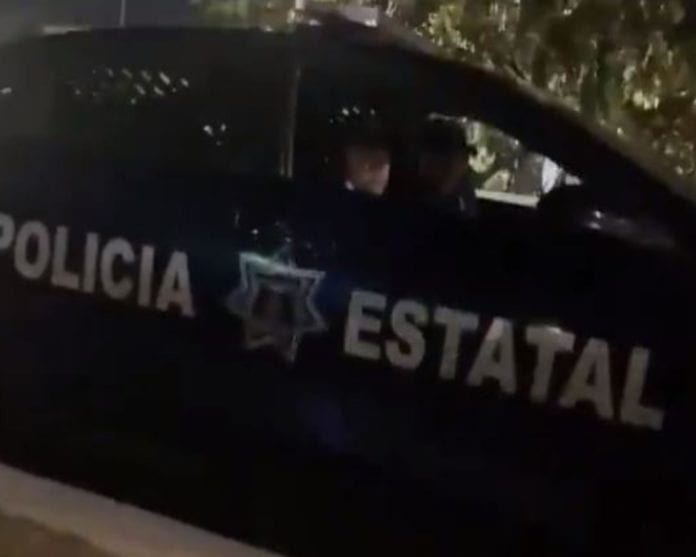 Denuncian jóvenes ser acosados por policías, una patrulla no las dejaba de seguir