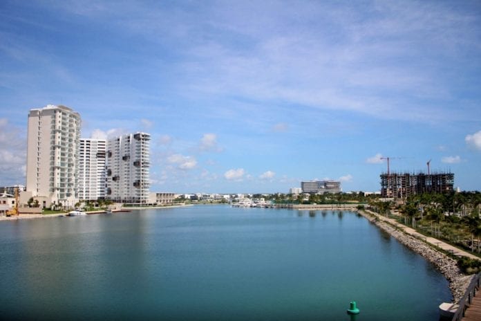 La Semarnat admitió una queja contra Fonatur Cancún por permitir daño ambiental en el kilómetro 1 de la zona hotelera