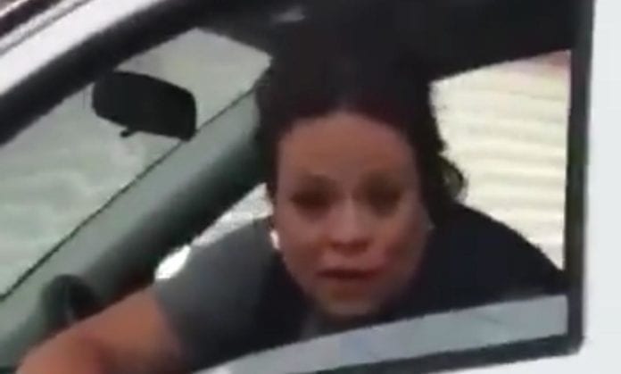 Una candidata del PAN fue grabada mientras conduce en estado de ebriedad; una vez que la imágenes se viralizaron no lo quedó más que renunciar