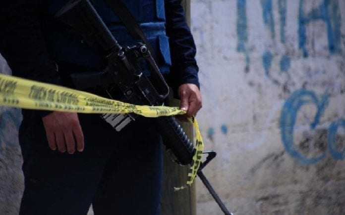 Asesinan a mujer en Puebla; sus restos fueron arrojados dentro de un costal a la orilla de un río; por ahora se desconoce su identidad