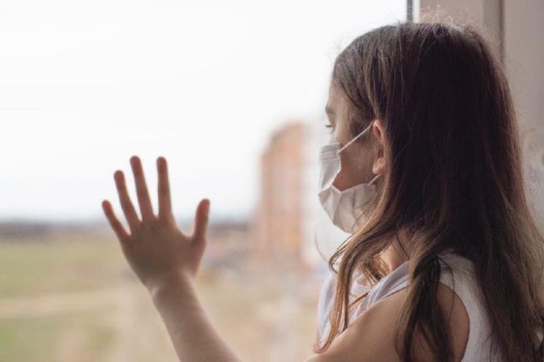 Impacto en el desarrollo neurológico y otros males, trae el encierro de niñas, niños y adolescentes