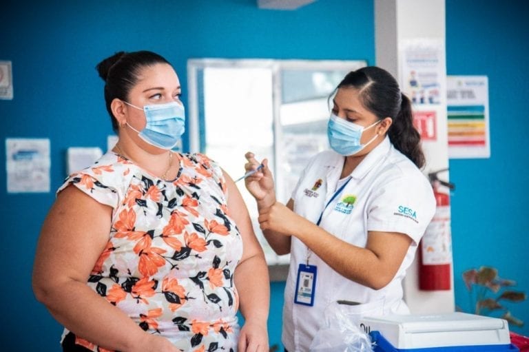 Quintana Roo acumula 21 mil 370 positivos a COVID-19; 13 más en un día