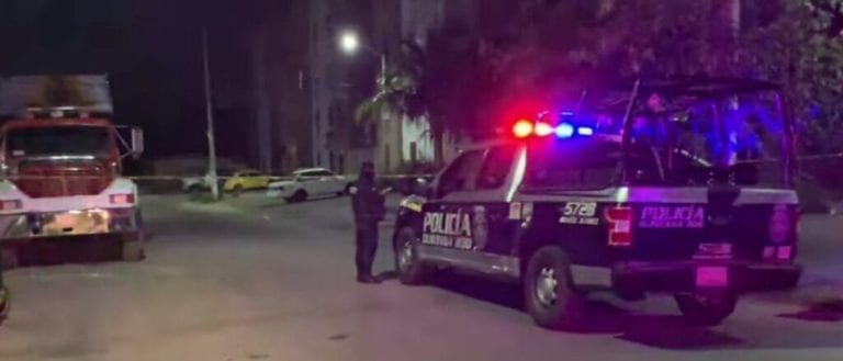 Tras ataque de sicarios, dos hermanos mueren en Cancún, uno más está herido