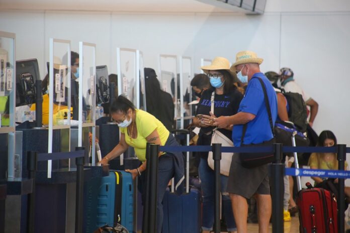 Serán 453 operaciones las programadas en el aeropuerto de Cancún para este domingo 27 de junio, último fin de semana del mes