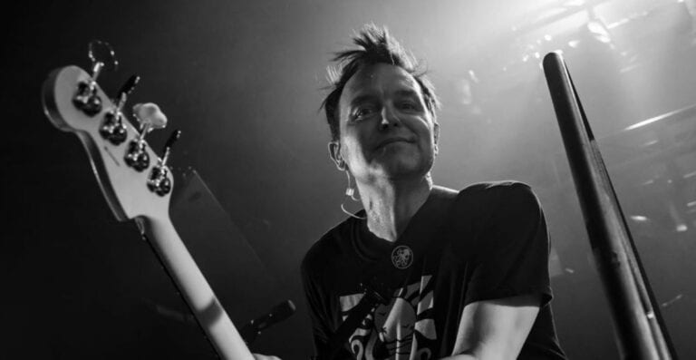 Mark Hoppus, vocalista de Blink-182, revela que padece cáncer