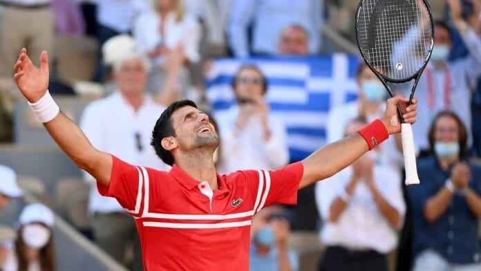 Además, Novak ya apunta a Wimbledon y parte como el favorito, y antes de partir a Japón para los Juegos Olímpicos buscará conquistar otro Grand Slam que lo acerque al año dorado. Cabe recordar que Rafael Nadal ya anunció que no participará en los Juegos Olímpicos, mientras que Roger Federer todavía no se pronuncia al respecto, aunque su deseo es poder asistir.
