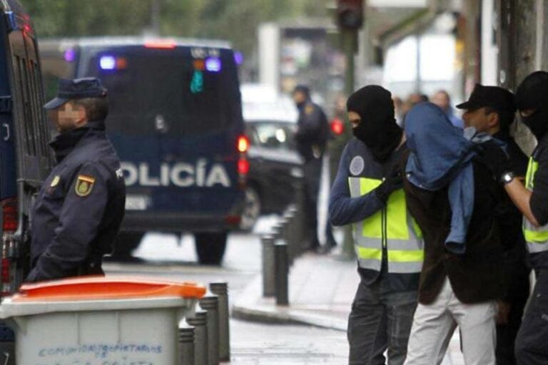 Desmantelan red de trata de mujeres en Colombia y España