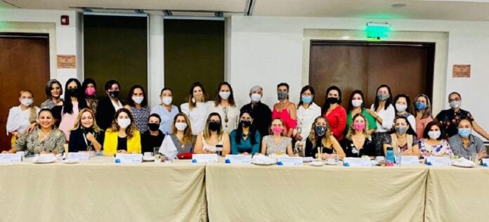 Empresarias de Amexme Riviera Maya digitalizan transacciones y se capacitan en nuevos productos