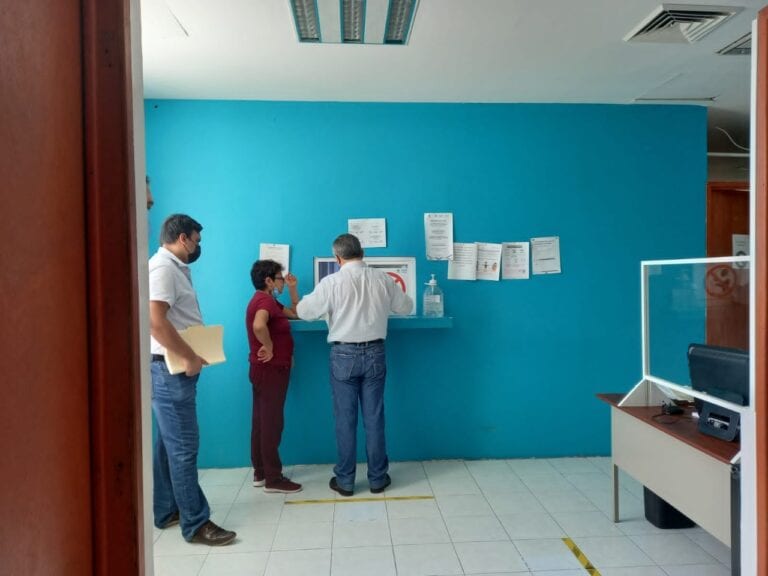 Exempleada de Roberto Palazuelos lo acusa de malapaga