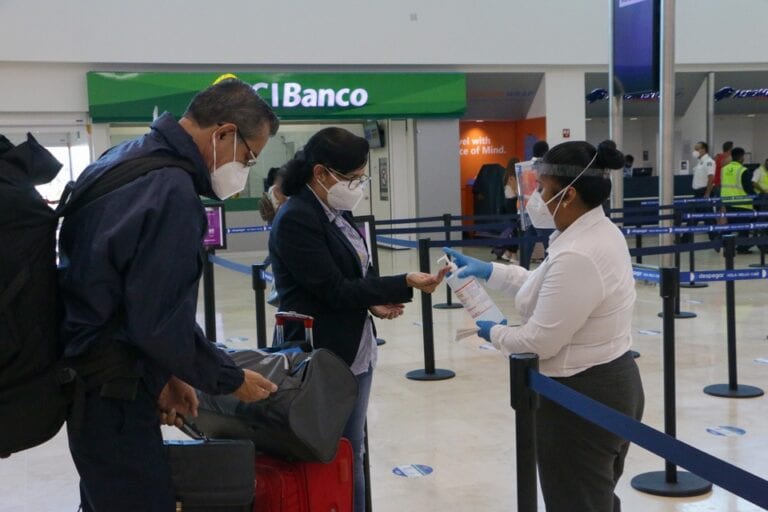 Aeropuerto Internacional de Cancún mantiene alto índice de operaciones