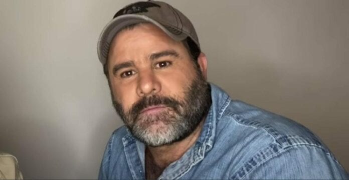 El actor Eduardo Capetillo aprovechó las redes sociales de sus hijas para dar a conocer que tuvo cáncer de piel; mira su testimonio