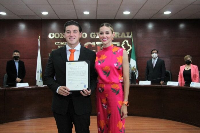 Recogen firmas para que Mariana Rodríguez sea secretaria de Economía de NL