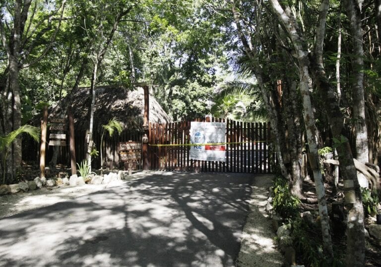 Cierre de centro holístico ligado a Ricardo Ponce, afectó al turismo de Bacalar