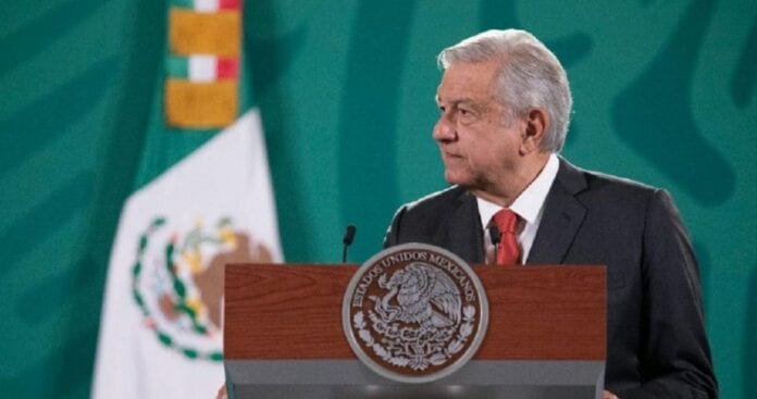 Este día, y tras el cambio en la Secretaría de Hacienda, AMLO dijo que no descarta que puedan darse más movimientos en su equipo