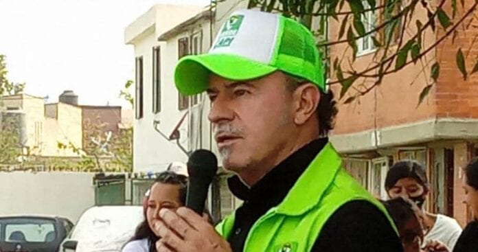 El ex futbolista Roberto Ruiz Esparza fue candidata a la alcaldía de Puebla; fue quien más gastó y quien menos votos ubtuvo el domingo
