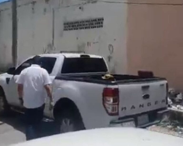 Yucatán: Denuncian a sujeto por arrastrar a un perrito por las calles de Mérida