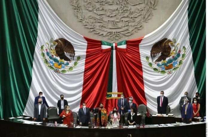 Morena pierde mayoría absoluta en el Congreso, PRI y PAN ganan representación