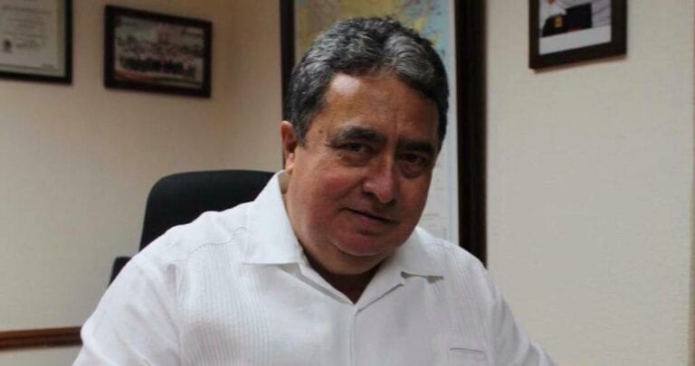 Taxistas y mototaxis son amenazados si no votan por Gabriel Mendicuti