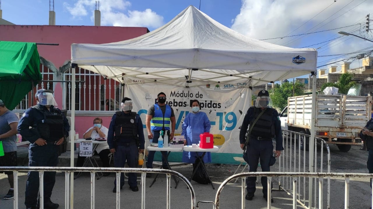 Se han aplicado más de mil 50 pruebas de Covid-19 en zona turística y 835 en tianguis, en Cancún