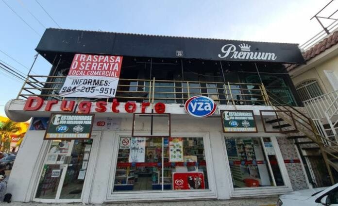 ¡Otro negocio que cierra sus puertas! Cadena Fer Barber Shop se va de Playa del Carmen