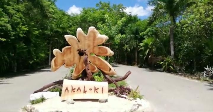 Catean centro holístico en Bacalar ligado a Ricardo Ponce, coach espiritual acusado de abuso sexual