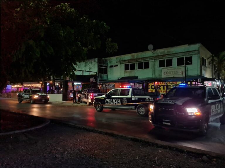 Un custodio fue ejecutado ayer en un bar ubicado en la avenida Niños Héroes de Cancún; fue el segundo ataque a negocios de este tipo