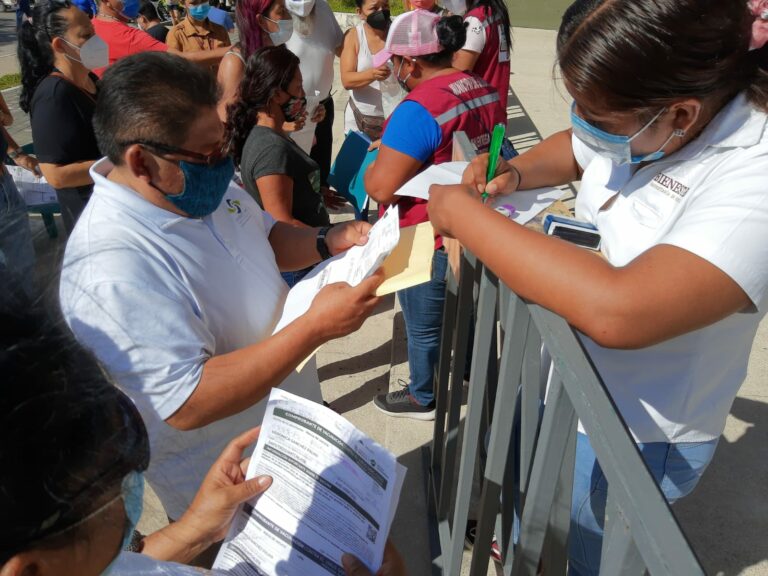 Buena afluencia en aplicación de segunda dosis Pfizer en Playa del Carmen