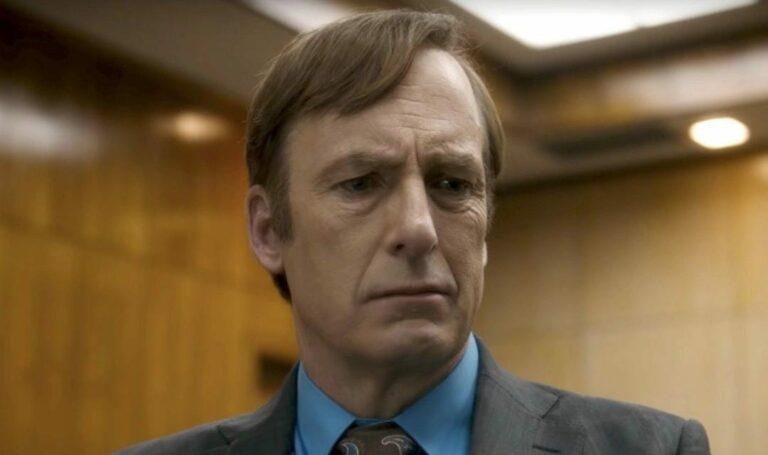 Bob Odenkirk, quien interpreta a Saul Goodman, ha colapsado en el set de filmación de la serie; se ignora su estado de salud