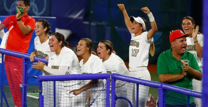 México podría hacer historia esta noche, cuando enfrente a Canadá para buscar una medalla en sóftbol; el juego será a las 11 pm