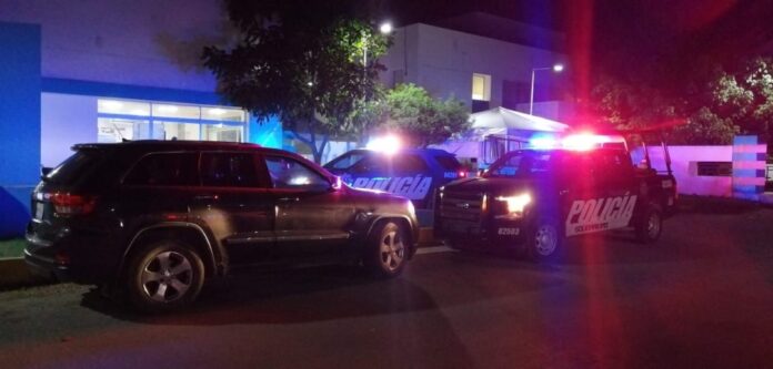 Un joven de 17 años de edad fue herido de bala durante la madrugada en Playa del Carmen; fue trasladado al hospital