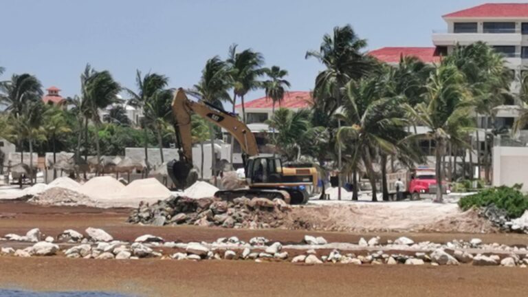 Denuncian nueva obra ilegal en Puerto Aventuras
