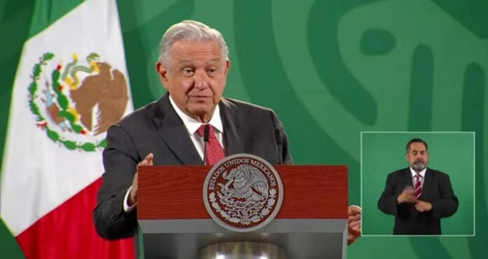 AMLO habló luego que se revelara que no solo él fue espiado, sino también su familia y otras personas cercanas, dice que desde hace años le espiaban