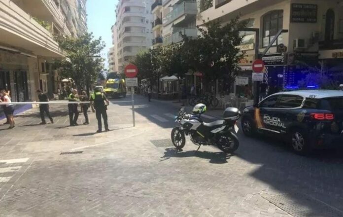 Una tragedia ha ocurrido este día en Marbella, España; un sujeto a bordo de su automóvil ha arrollado a quienes comían al aire libre